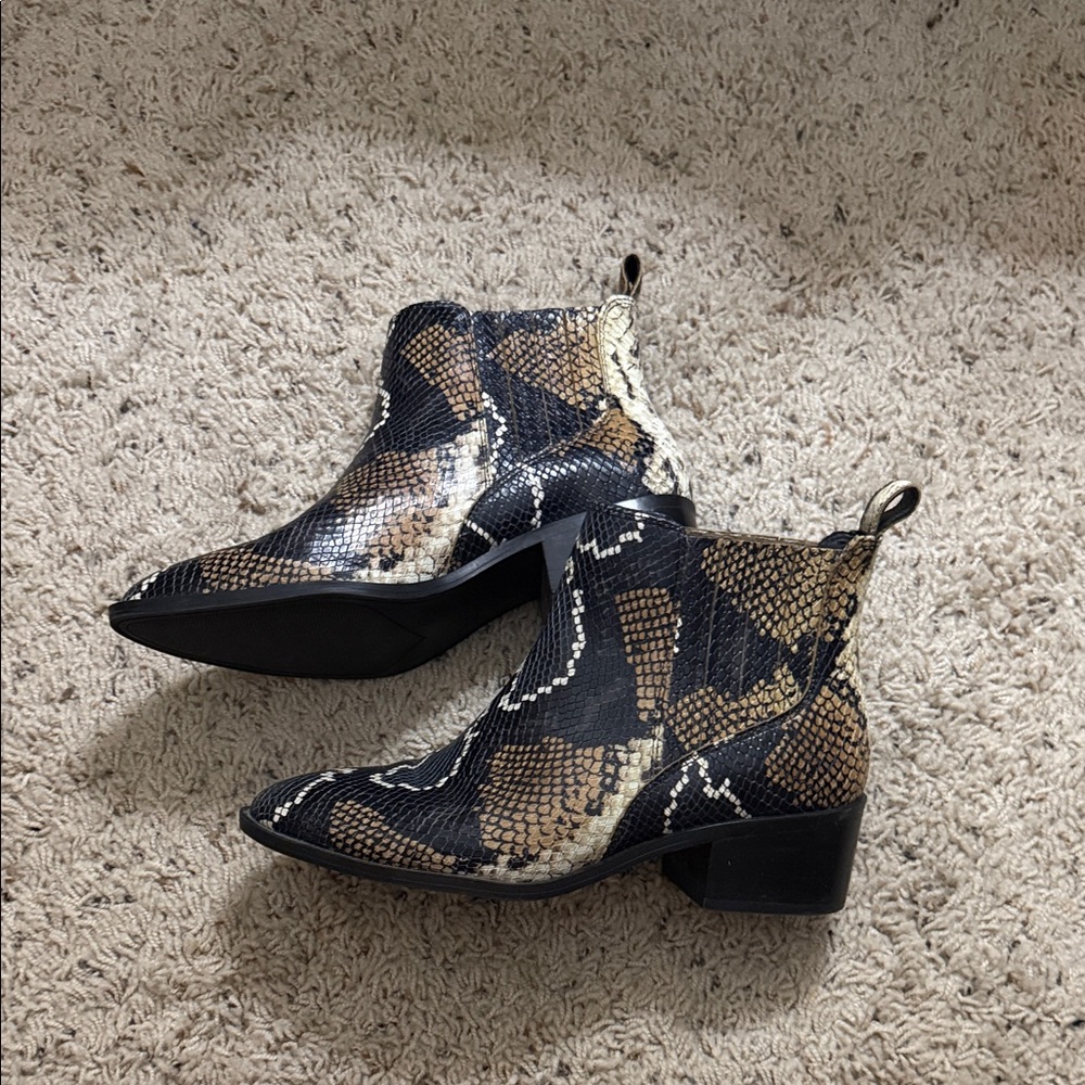 Crown Vintage Snake-Print Ankle Boots in Black & Brown